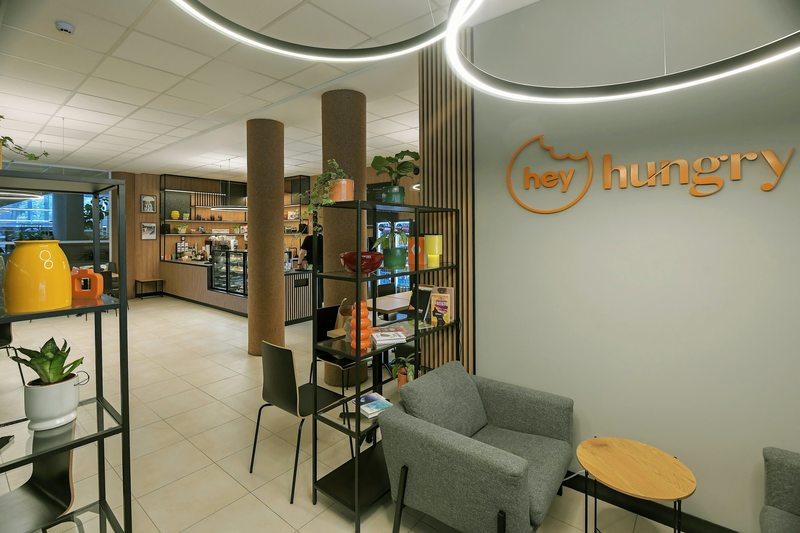 VILNIUS TECH Welcomes a New Café: "Hey Hungry"